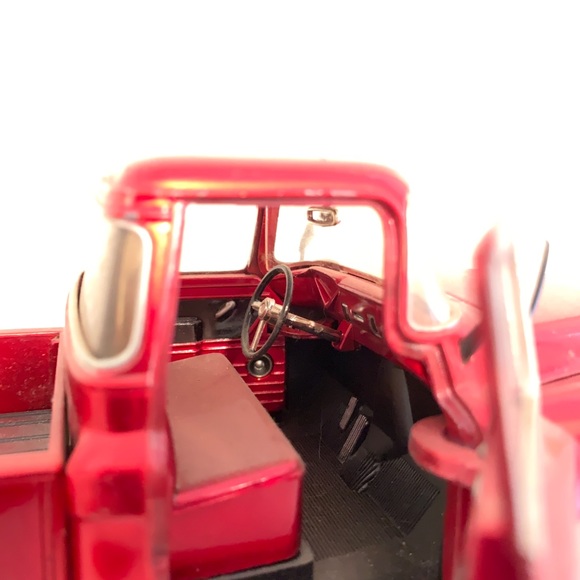 1955 Chevrolet Stepside Pickup Truck 1/24 - Picture 3 of 6